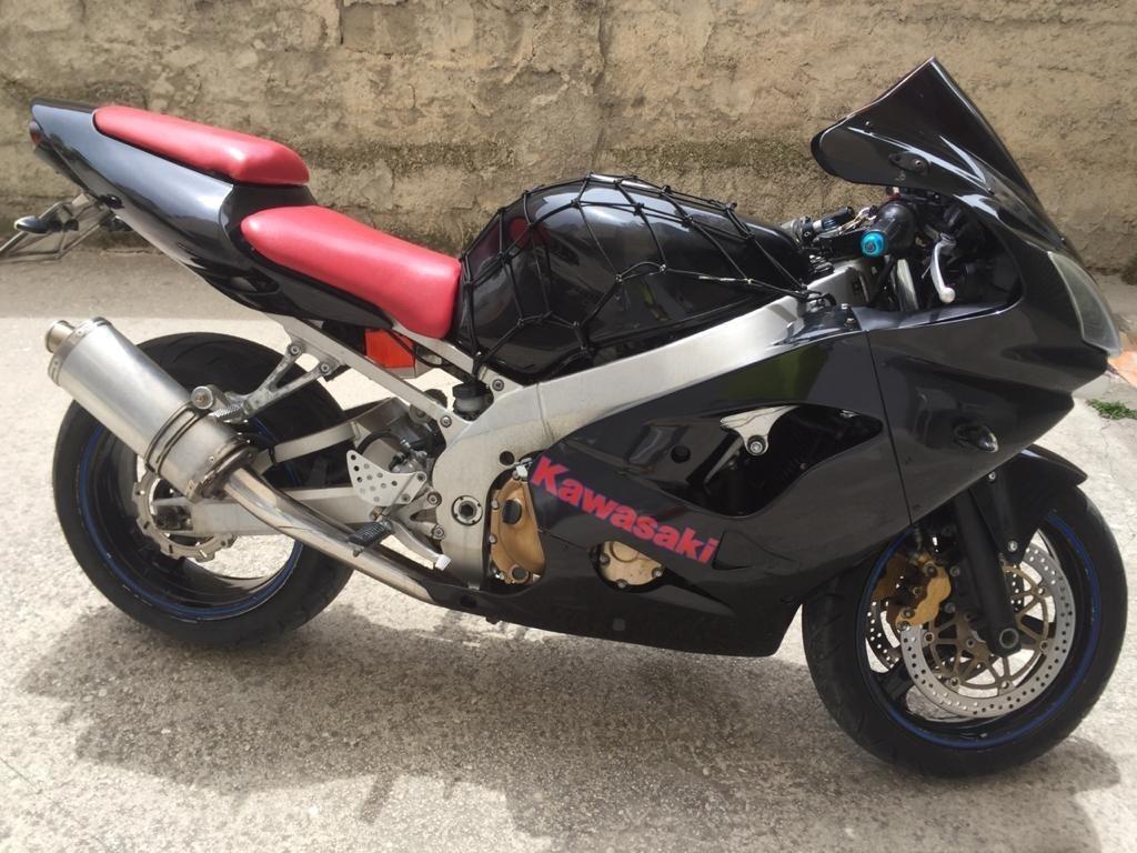 kawasaki 900 ninja 2002