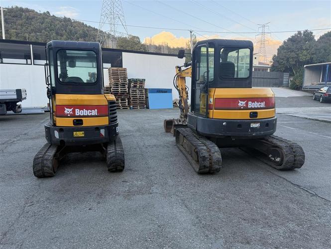Minieskavator E50