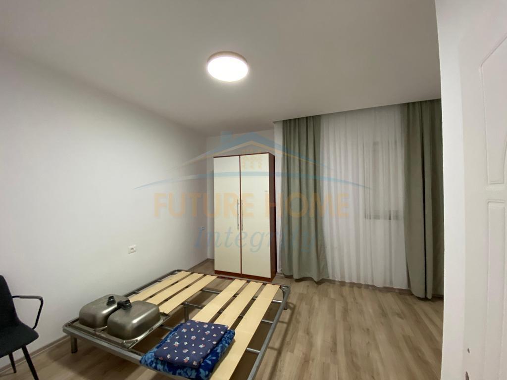 0695135860--Qera--Apartament-3+1+Parkim--Selite--Tiranë-