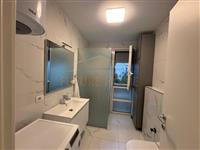 0697048064Shitet Apartament 2+1, San Pietro , Gjiri Lalzit .