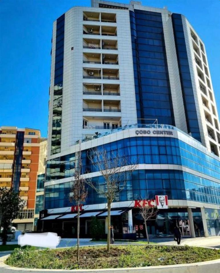 Jepet-me-qera--mujore-apartament-në-lungomare