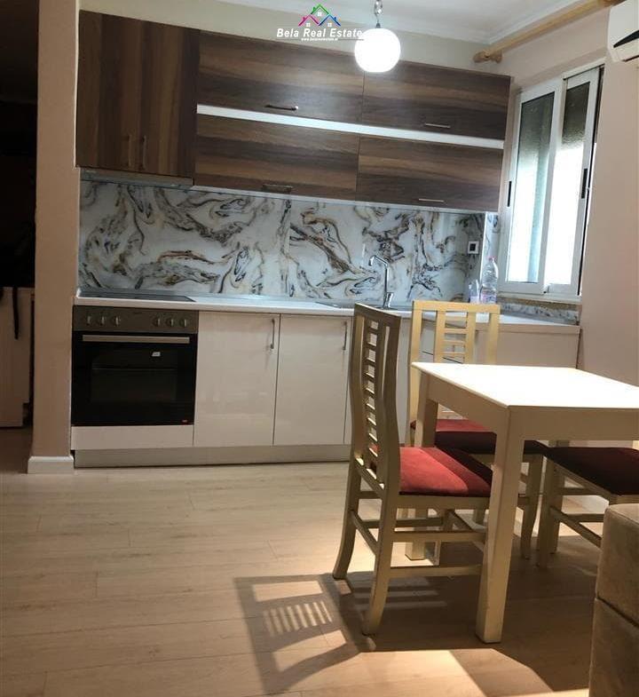 Apartament-ne-Shitje-2+1-Tek-Rruga-e-Barrikadave--ID-B121177