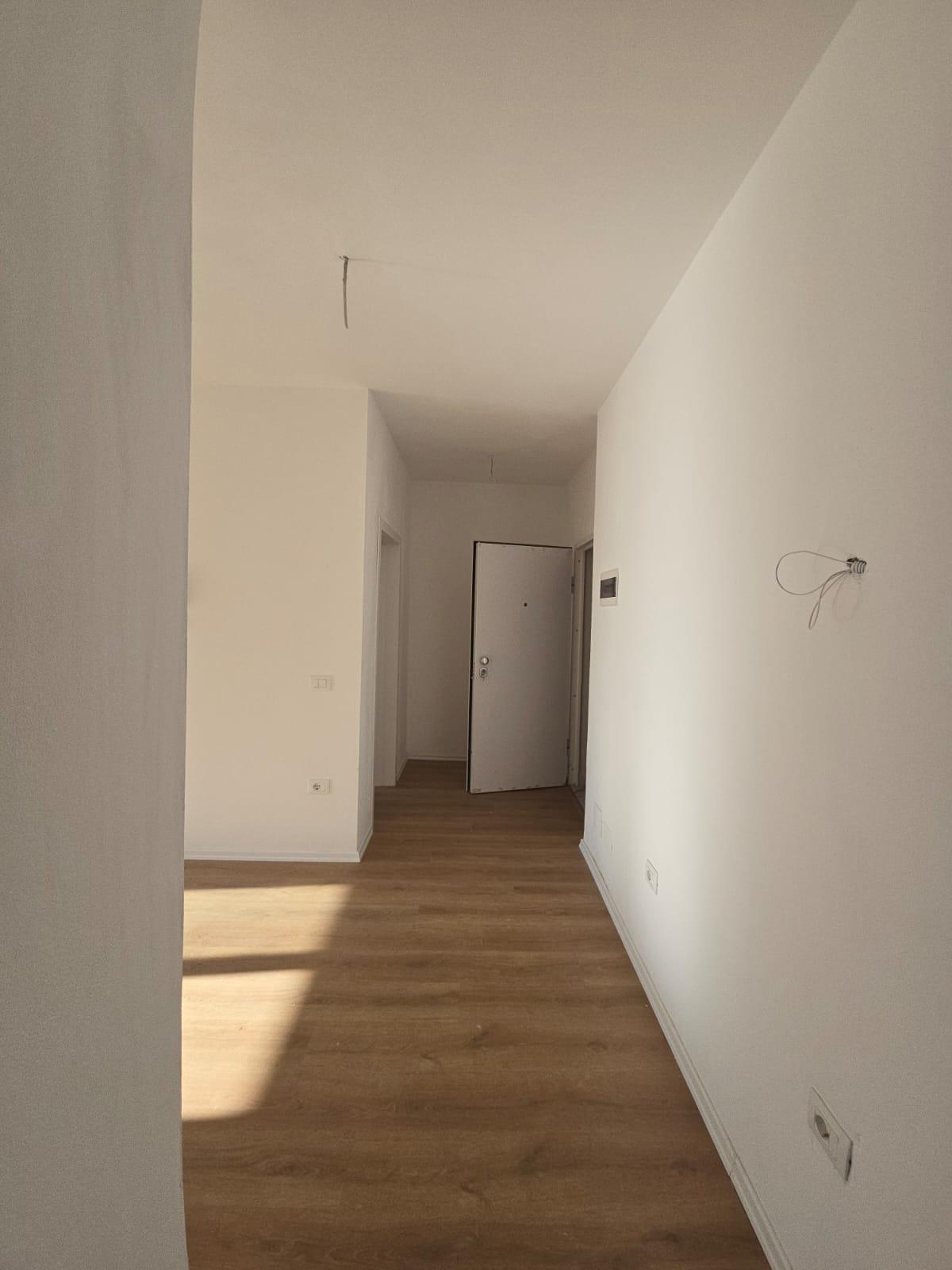 SHITET-SUPER-APARTAMENT-1+1-NE-PLAZH-ILIRIA-DURRES