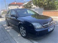 Shitet Opel Vectra 2.2 naft