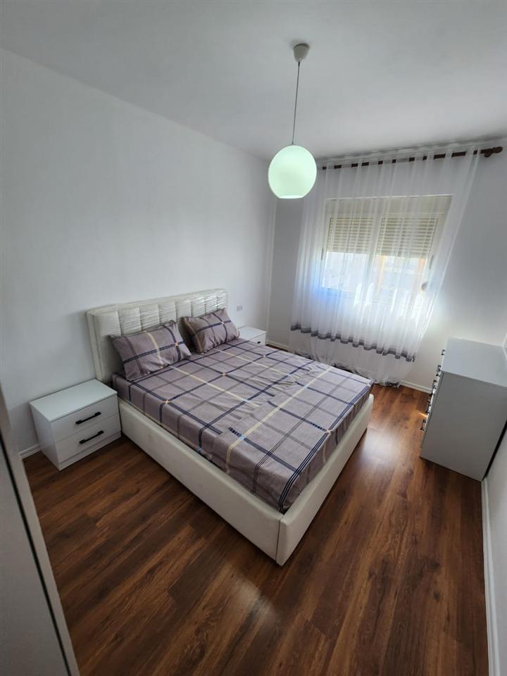 SHITET-APARTAMENT-2+1-PLAZH--DURRES