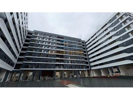 Shitet apartament 2+1+2