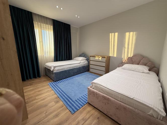 APARTAMENT ME QERA 2+1 CASA ITALIA 800 EURO
