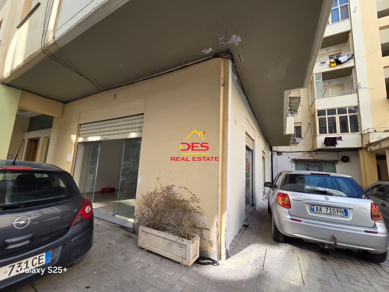 -----SHITET-AMBIENT-BIZNESI-NE-LUNGOMARE--VLORË-