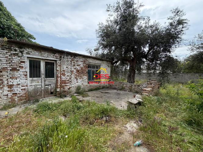 &#55356&#56725&#55356&#57313 SHITET SHTËPI PRIVATE + TRUALL TE RRUGA E RE, VLORË