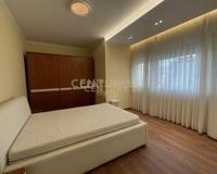 ISH BLLOKU, APARTAMENT 2+1+2 PER QIRA!