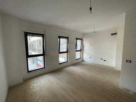 Shitet--Apartament-1+1--Jordan-Misja