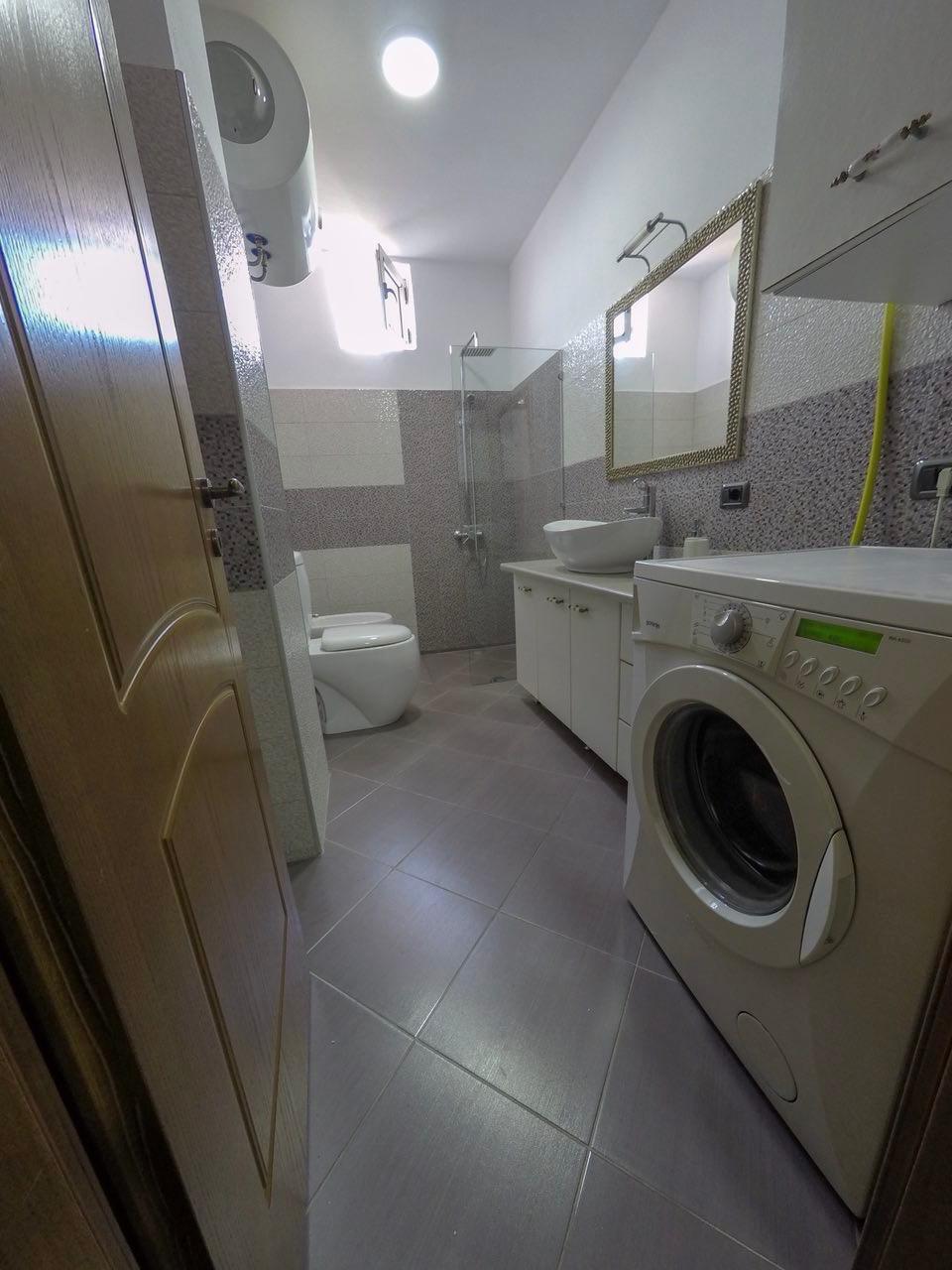 JEPET-APARTAMENT-ME-QERA-1+1-MYSLYM-SHYRI