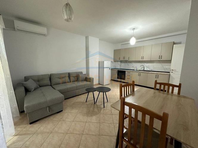 0683487469 Qera, Apartament 2+1, Rruga 5 Maji, Tirane