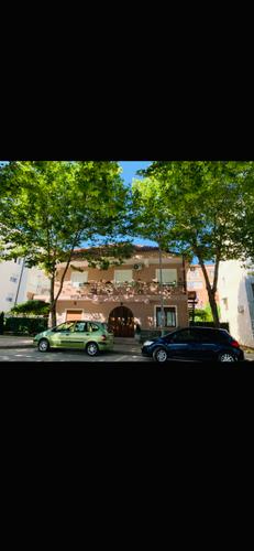 Apartament me qera ditore .Vila Spaho
