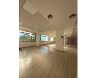 Ambient për Zyra me Qira – 300 m² Ish Blloku