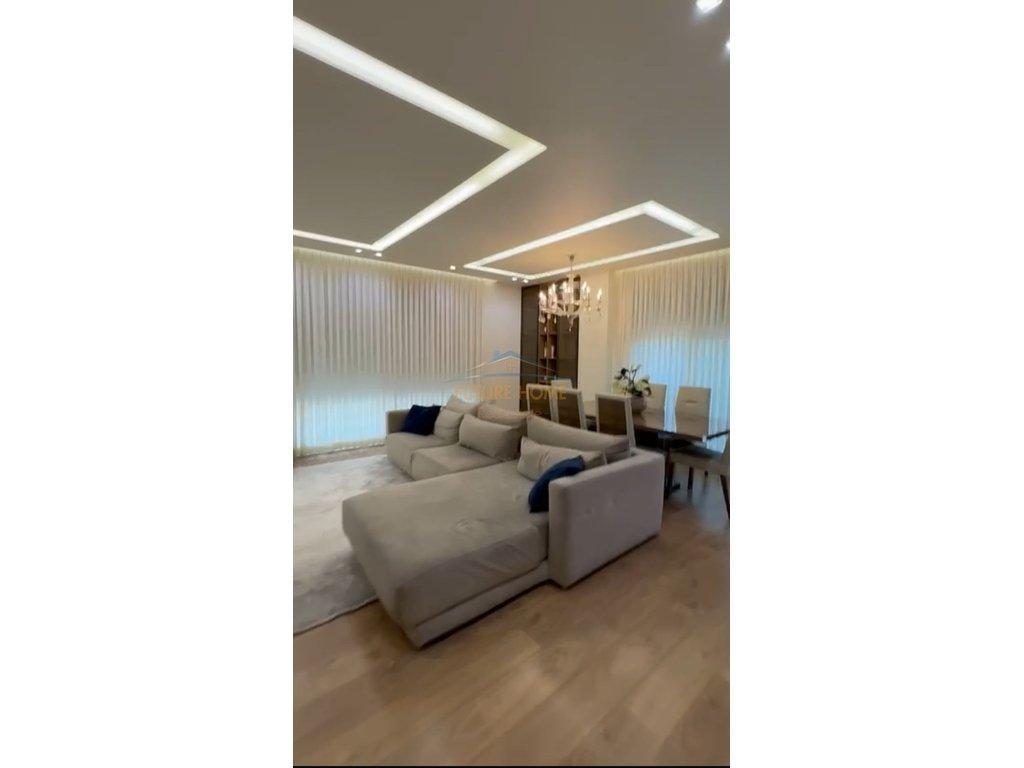 0683487469-Shitet--Penthouse-3+1+3+Poste--Kopshti-Zoologjik