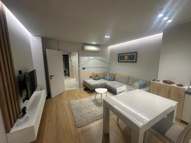 0683487469 Qera, Apartament 1+1, Komuna e Parisit