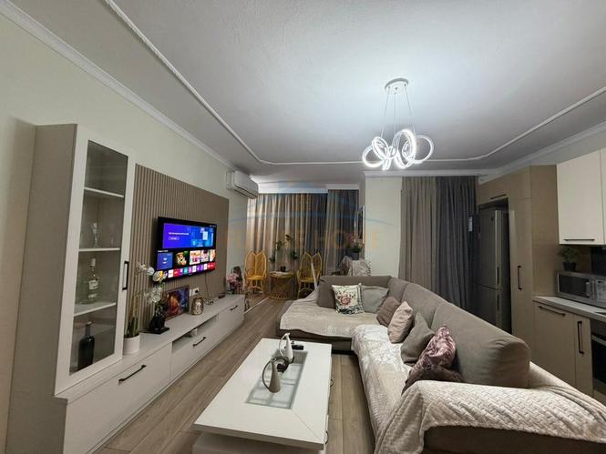 069473866Qera , Apartament 3+1+2, Bulevardi B.Curri , Tirane
