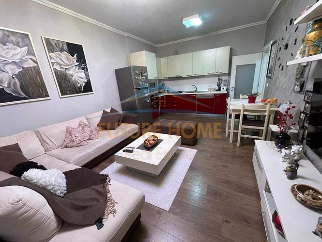 0694738665,Shitet, Apartament 2+1, Rruga Babë Rexha, Tiranë