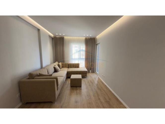 0697863654 Shitet, Apartament 2+1, Univers City