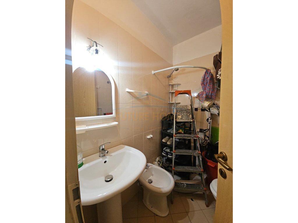 0697048063-Shitet-Apartament-2+1+2---Vollga---Durres
