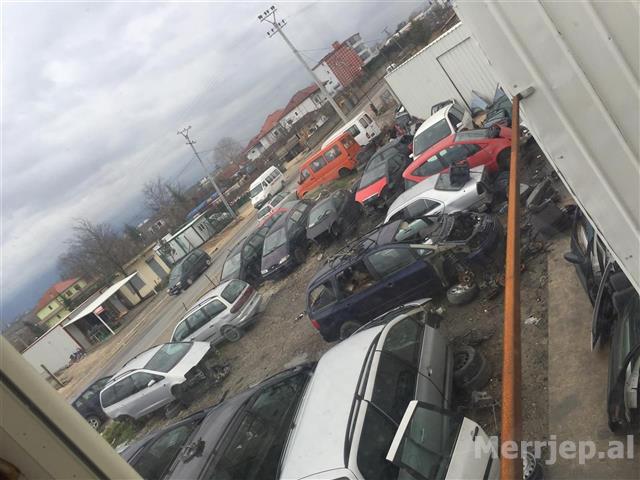Pjes Kembimi Tiran 235