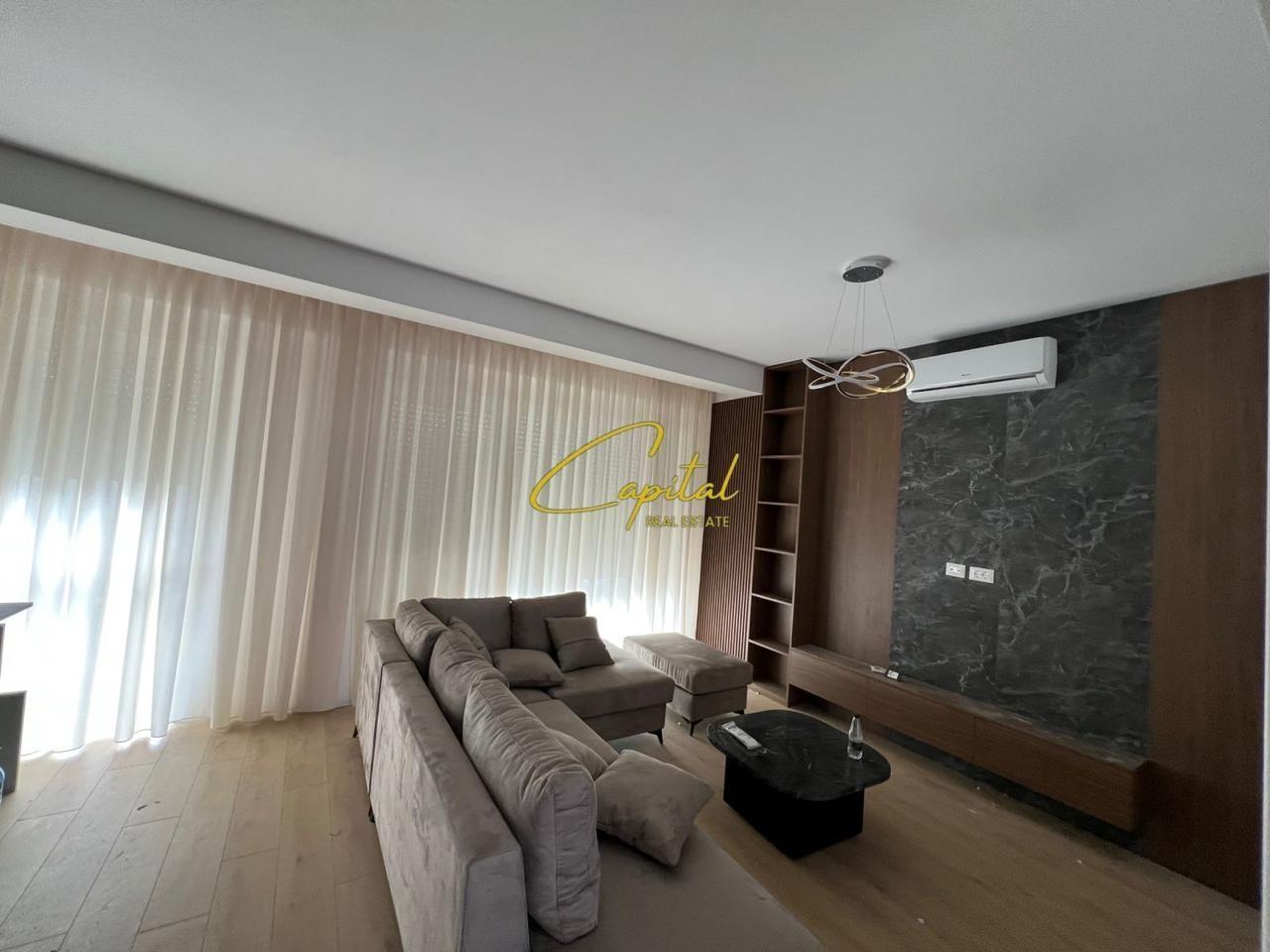 VILE-PRIVATE-ME-QERA-200-M2-FARKE-1-500-EURO