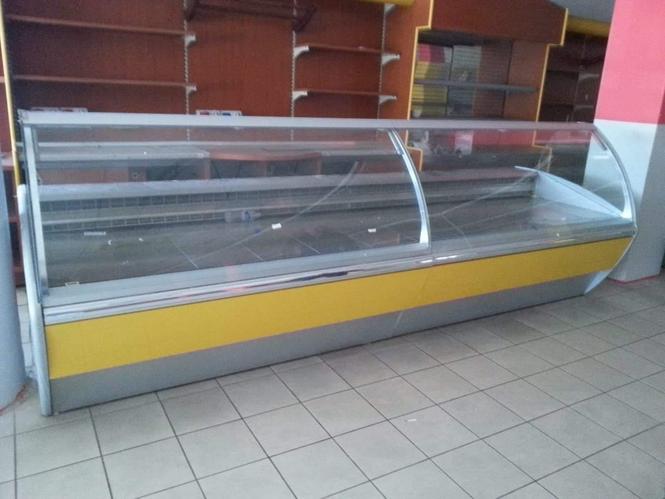 Frigorifer ngrires posht dhe ftohes lartbanak