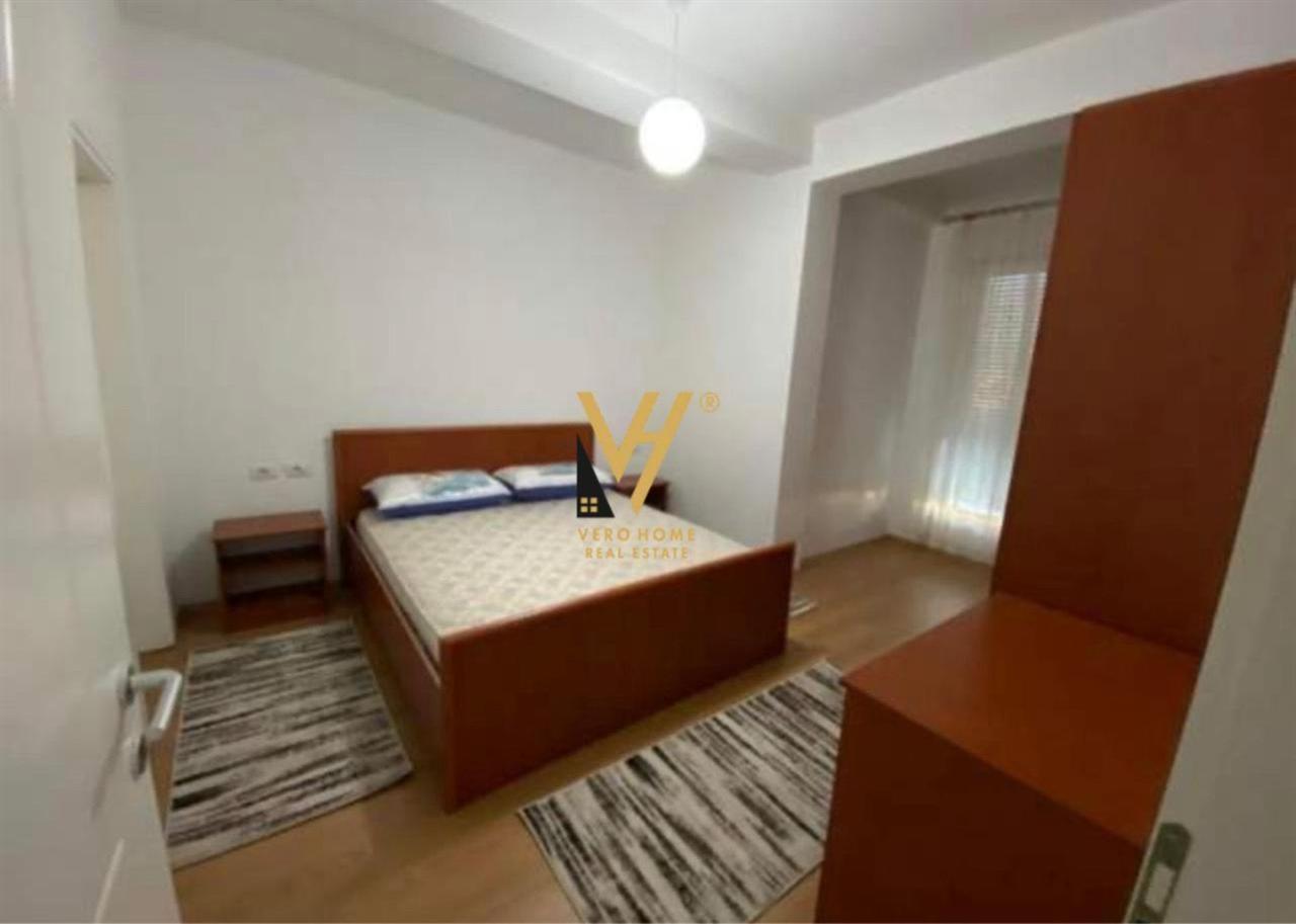 JEPET-APARTAMENT-3+1+2-ME-QIRA-TE-5-MAJI-650-EURO