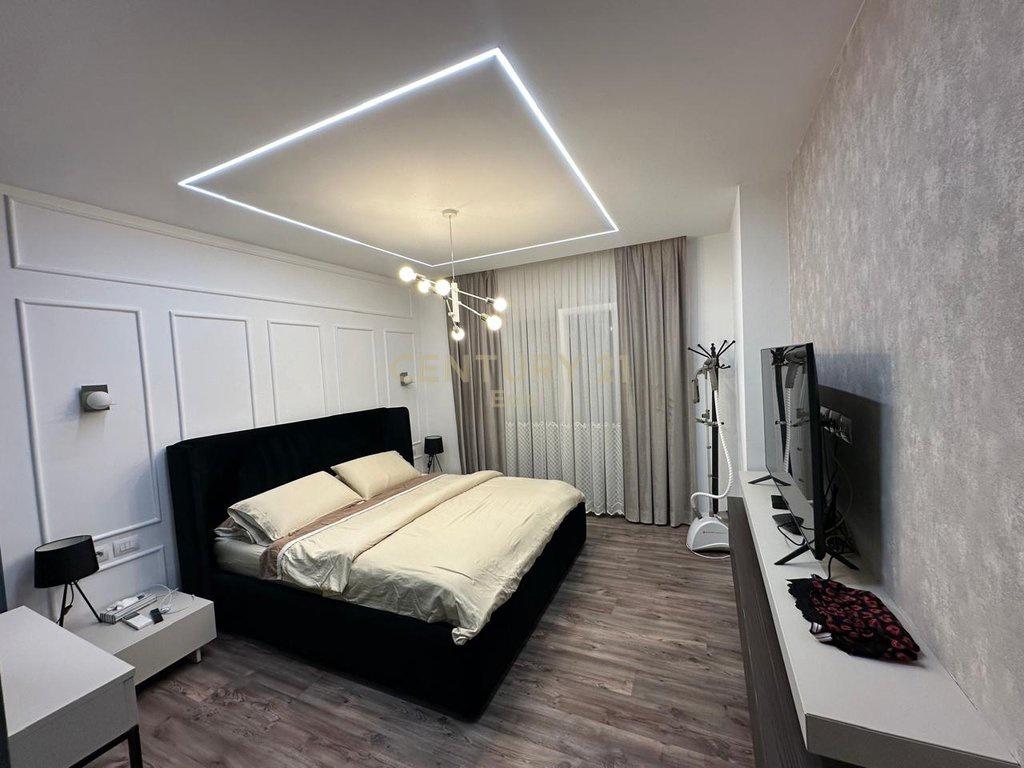 0677157705-JAPIM-ME-QIRA-APARTAMENT-2+1+2-NE-QENDER-TE-DURRE