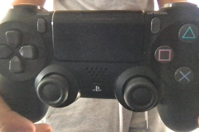 DualShock 4 wireless controller 