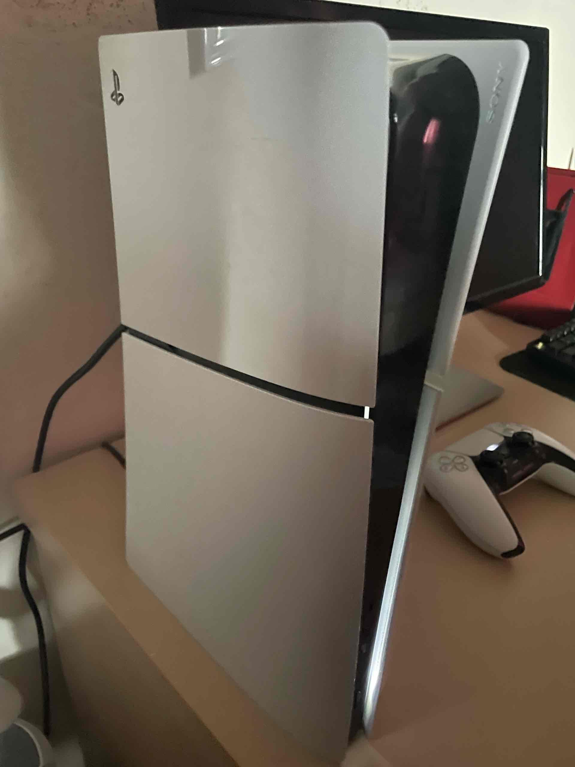 PS5-+-controller