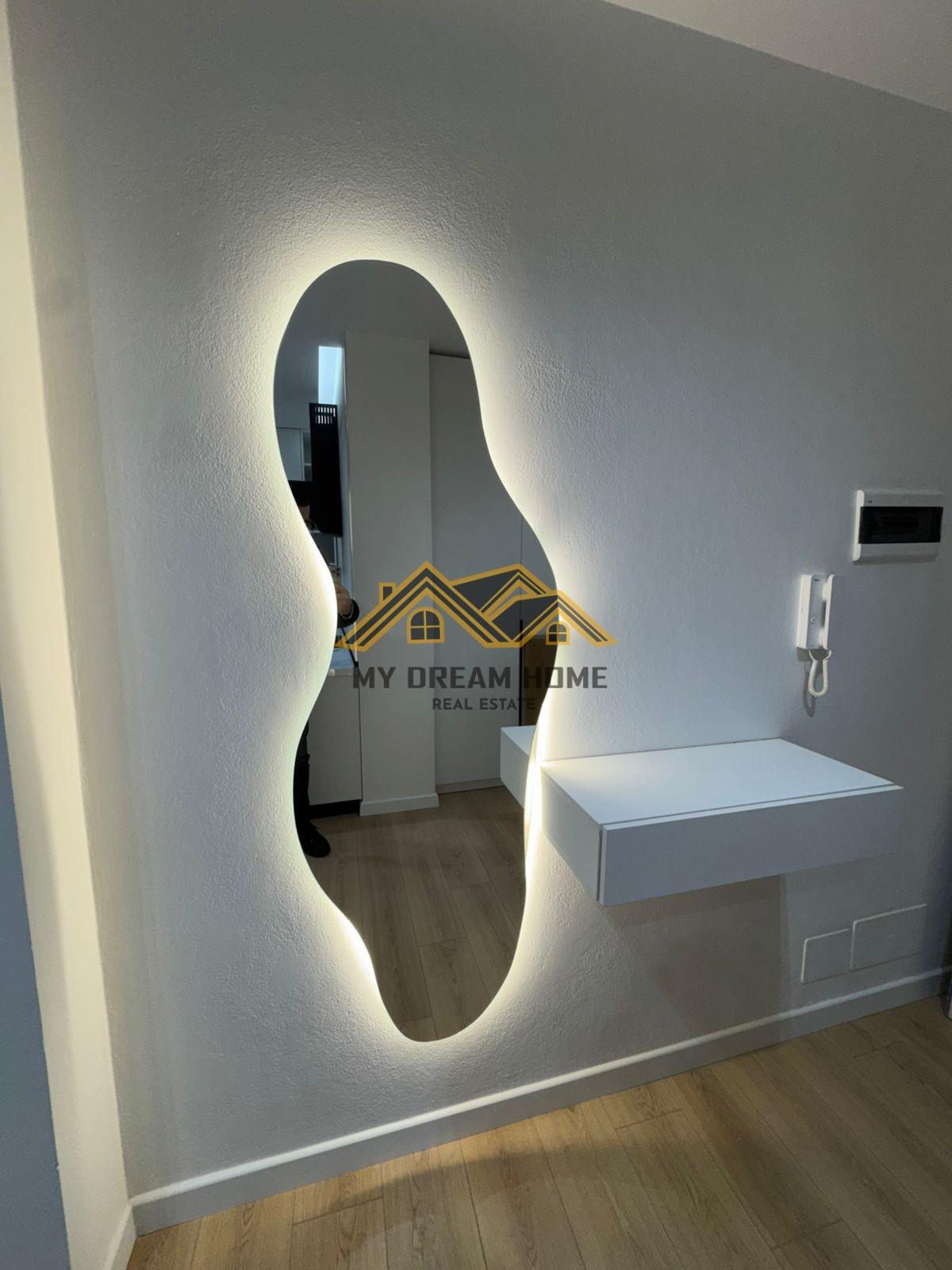 APARTAMENT-1+1-PRANE-STACIONIT-TE-TRENIT-NE-DURRES--PER-SHIT