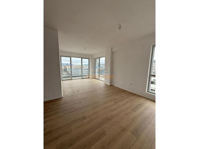 0692268458 Shitet, Apartament 3+1+2, Komuna e Parisit, Tiran