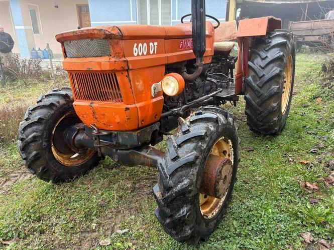 SHITET TRAKTOR