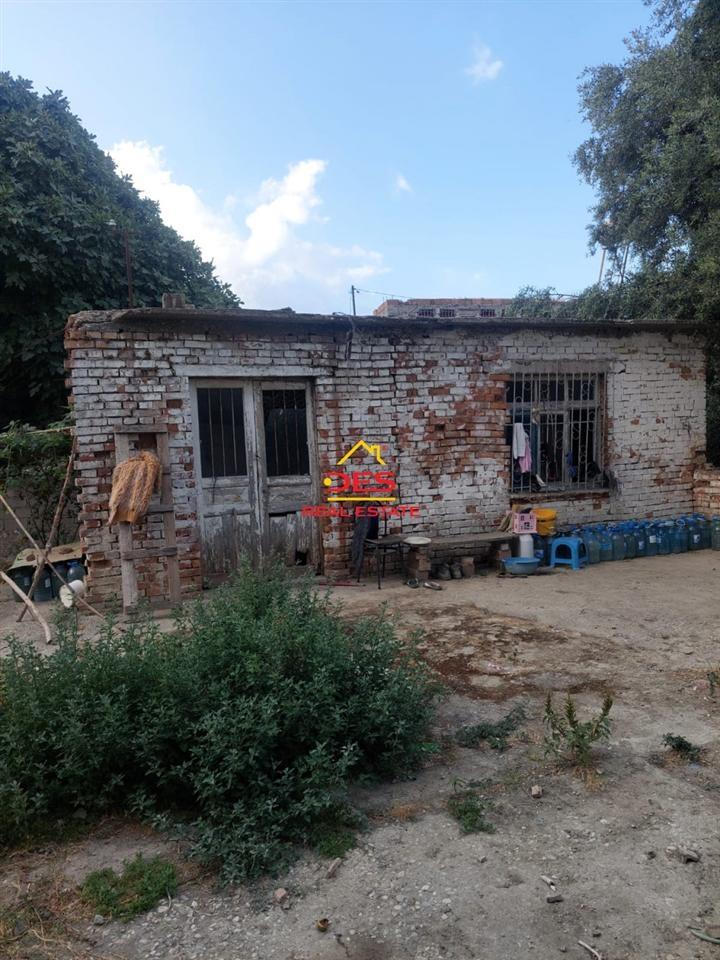 -----SHITET-SHTËPI-PRIVATE-+-TRUALL-TE-RRUGA-E-RE--VLORË