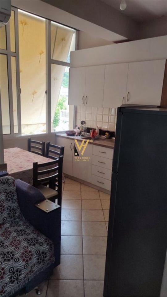 SHITET-GARSONIERE-50M2-NE-LUNGOMARE-98-000-EURO