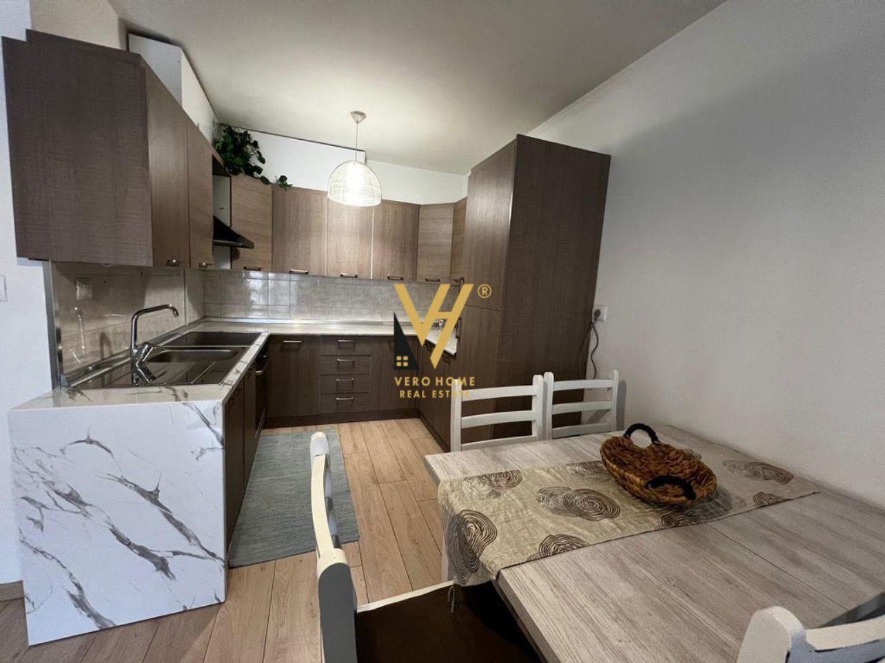 JEPET-APARTAMENT-2+1+2+BLK-ME-QERA-KOMUNA-PARISIT-85-000-LEK