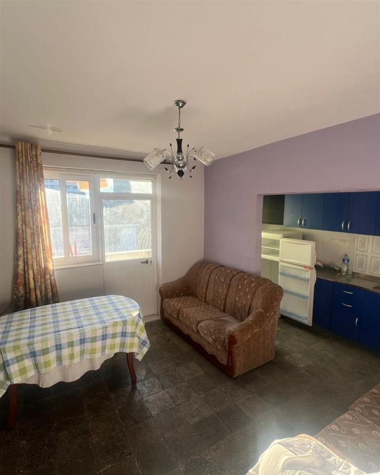 ---Shitet-Apartament-1+1-pranë--Spitalit---Shkodër----Banjoj