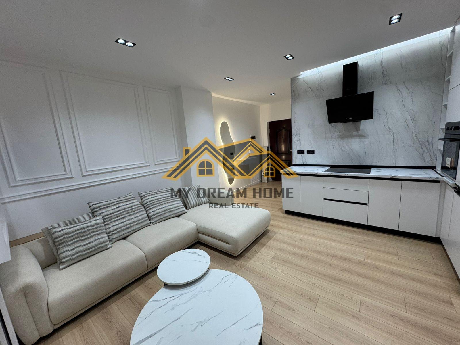 APARTAMENT-1+1-PRANE-STACIONIT-TE-TRENIT-NE-DURRES--PER-SHIT