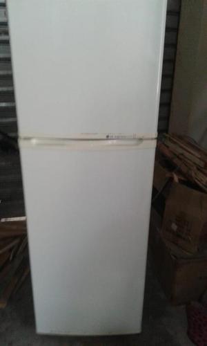 Shitet Frigorifer LG