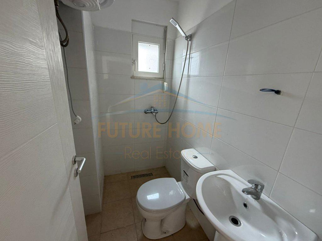 0696044407-Disponojme-per-shitje-Garsoniere--Qerret--Kavajë