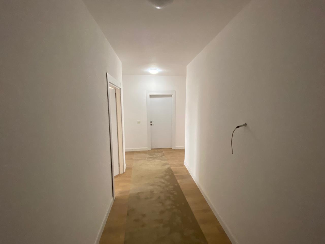 SHITET-APARTAMENT-3+1+2--PRANE-ISH-URT--DURRES