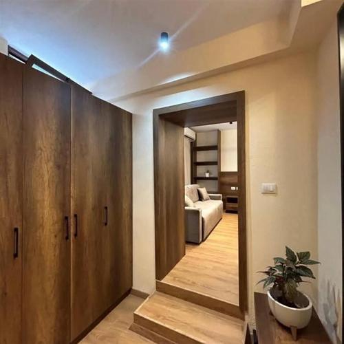 JEPET ME QERQA DITORE STUDIO PALORTO GJIROKASTER