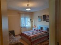 APARTAMENT ME QERA 1+1 21 DHJETORI 450 EURO