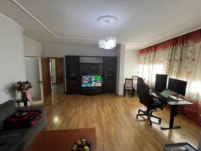 Shitet apartament 2+1 ne alidem