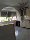 JEPET ME QIRA APARTAMENT 2+1 TE TREGU ORIZIT ,VLORË!