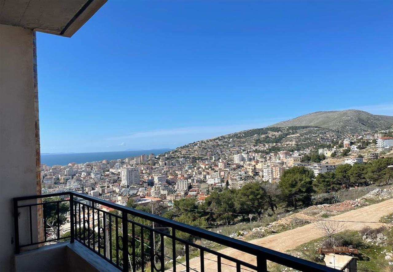 SHITET-PAPAFINGO-ME-PAMJE-NGA-DETI--SARANDË