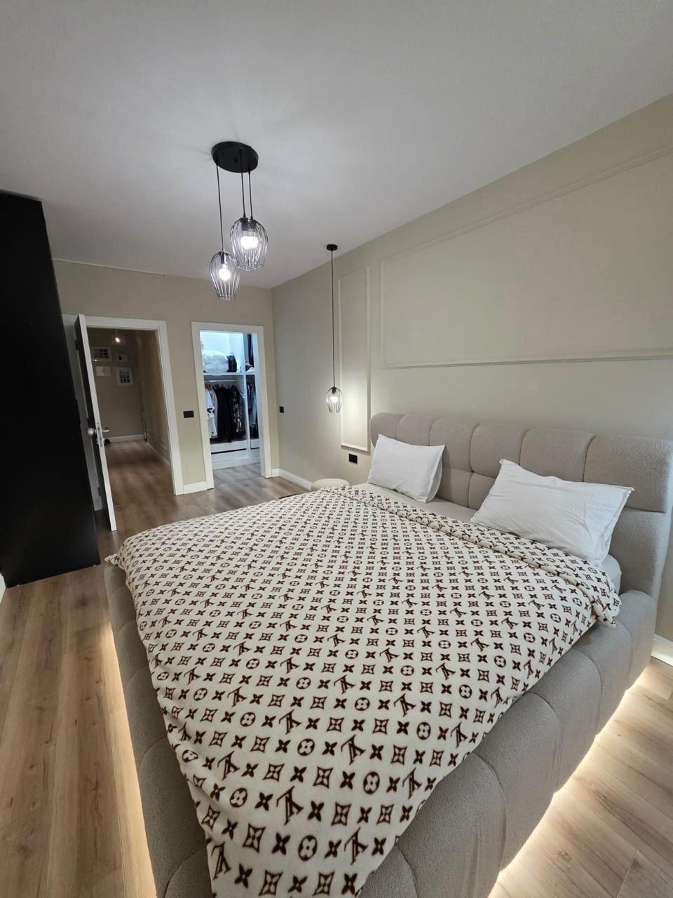 Apartament-2+1-në-Shitje---Komuna-e-Parisit