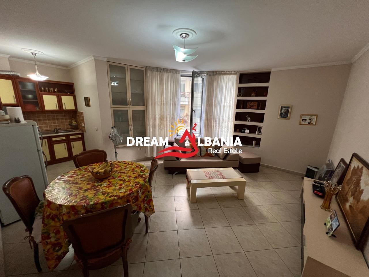 Apartament-1+1-ne-shitje-mbi-shkollen-e-Baletit-ID-4111137-
